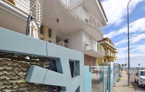 house - Lovely apartment in Martinsicuro with WiFi (Martinsicuro)