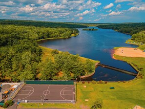 Sports court - New! Hot Tub, Fire-pit, Shuffleboard, Game Room, Kids Play Area and More! (Albrightsville)