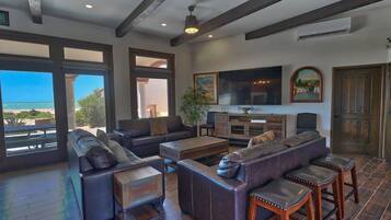 智能電視、乒乓球設施