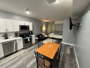 1 bedroom, iron/ironing board, WiFi