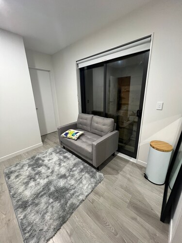 Relaxing Getaway One Bed Studio - Auckland Botanical Gardens 