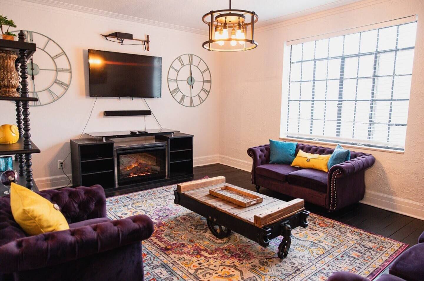 Cozy 3-bedroom house with WiFi, AC near downtown Detroit