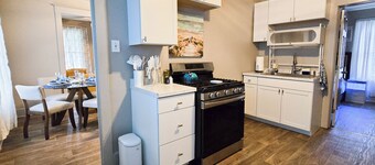 Cozy 2-Bedroom Apartment with Office Space Near Wynn Hospital & Utica University