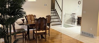 Njoukwe Empire Suite 1