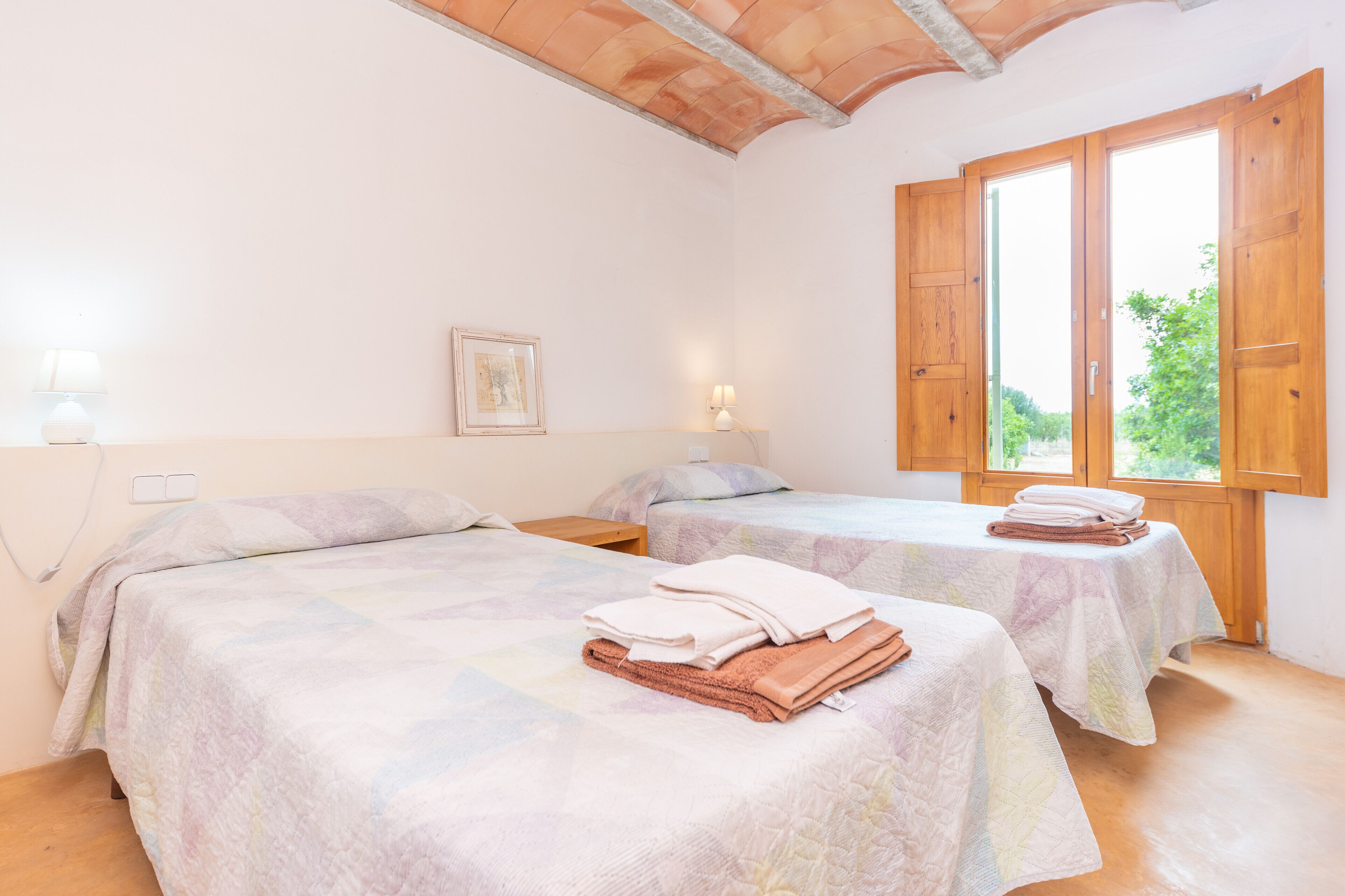 3 chambres, fer et planche à repasser, Wi-Fi gratuit, draps fournis