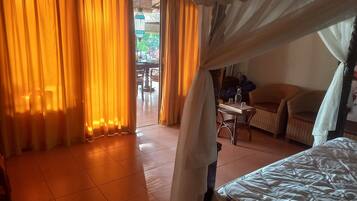 Deluxe Suite, Accessible, Ocean View | 1 bedroom, desk, laptop workspace, free WiFi