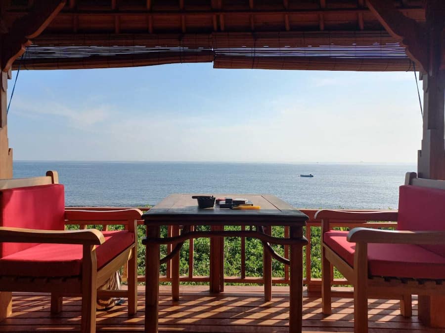 Deluxe Suite, Accessible, Ocean View | Living area | LCD TV, Netflix, streaming services