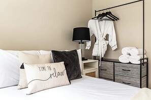 Eenvoudig appartement | 3 slaapkamers, reisbedje, beddengoed