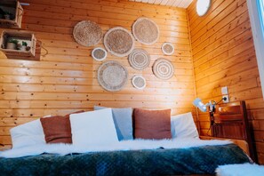 2 Schlafzimmer, Bügeleisen/Bügelbrett