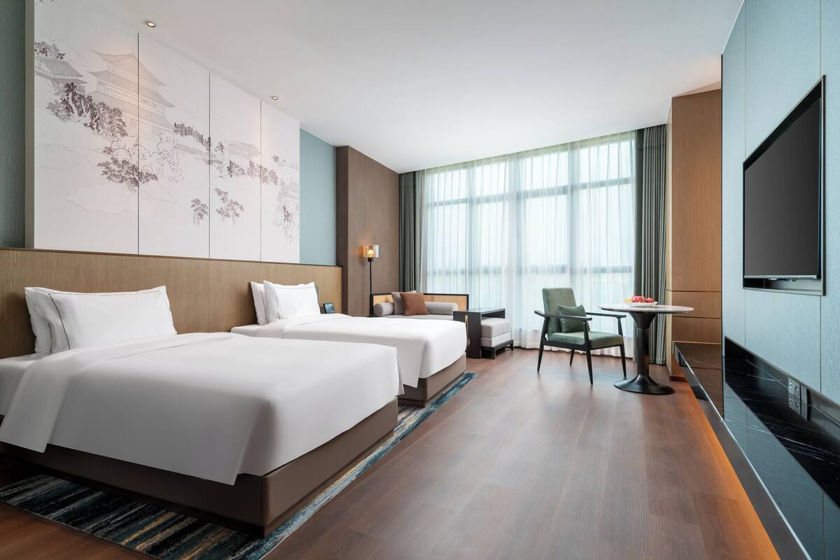 ห้องเอ็กเซ็กคิวทีฟดับเบิลหรือทวิน | เครื่องนอนระดับพรีเมียม, ผ้านวมขนเป็ด, มินิบาร์ฟรี