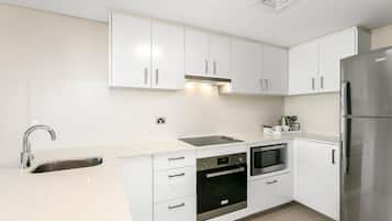 Microwave, stovetop, dishwasher