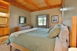 4 chambres, bureau, Wi-Fi, draps fournis