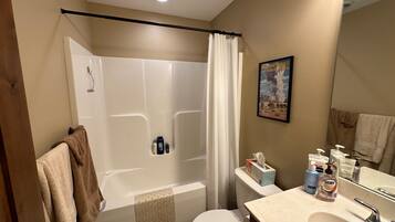 Towels, soap, shampoo, toilet paper