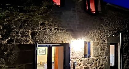 Entre Cancale et Saint-Malo, au calme, loin du brouhaha de l'été :)