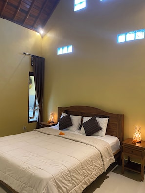 Standard Room | Soundproofing, free WiFi - Bali Asli Guest House by EPS (Ubud)