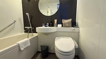 Studio, 1 Double Bed (One of a Kind Plus) | Bathroom | Eco-friendly toiletries, hair dryer, slippers, bidet