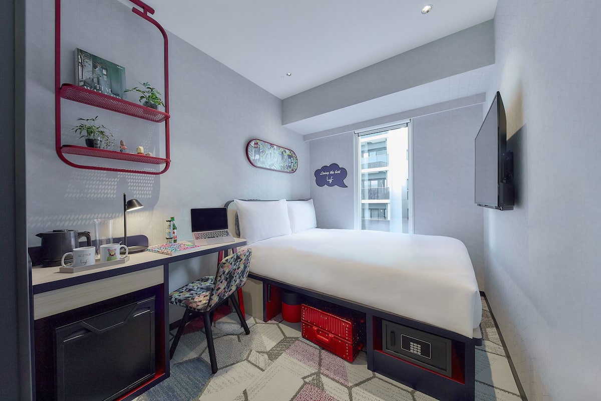 Studio, 1 Double Bed (One of a Kind) | 1 bedroom, in-room safe, desk, laptop workspace