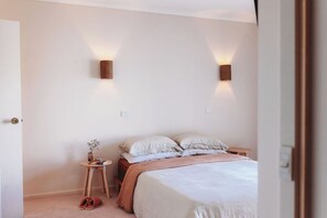 2 chambres, fer et planche Ă repasser, Wi-Fi gratuit, draps fournis