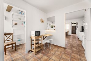 Interior - La Casa de Tara: Tu Refugio de Sol y Mar en Playa Honda (Playa Honda)