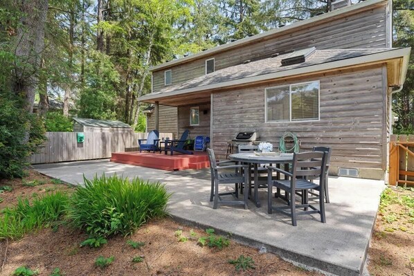 Unclassified image, 1 of 36, button