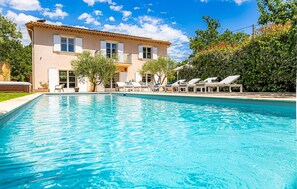 Pool - Nice home in Le Tignet with WiFi (Le Tignet)