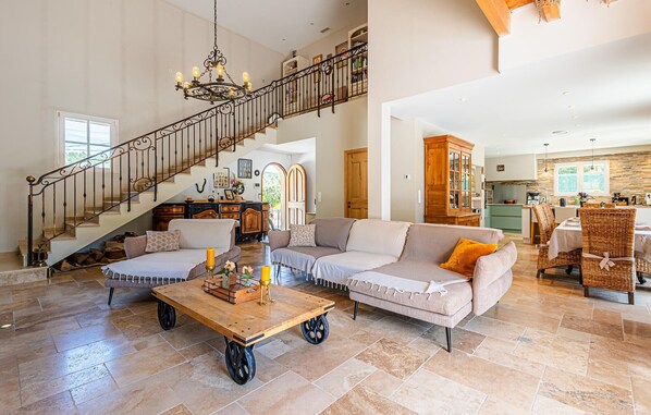 Living area - Nice home in Le Tignet with WiFi (Le Tignet)