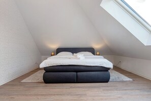 2 soverom, strykejern/-brett, wi-fi (inkludert) og sengetøy