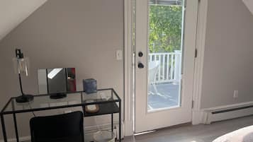 1 habitación, escritorio, tabla de planchar con plancha y wifi gratis