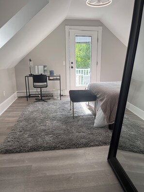 1 bedroom, desk, iron/ironing board, free WiFi