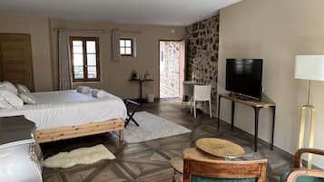 1 quarto, berço de viagem, Wi-Fi de cortesia, roupa de cama