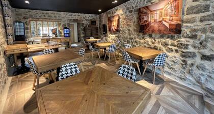 Le 19 - Suite 19 | 50m2 | Historic Center | Air Conditioning