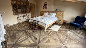 1 室のベッドルーム、旅行用ベビーベッド、WiFi (無料)、ベッドシーツ