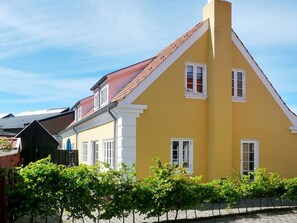 Esterni