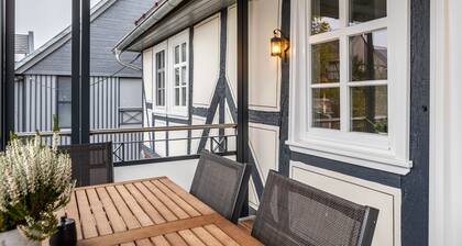 Apartment 'Ferienwohnung Ederblick' with Balcony and Wi-Fi