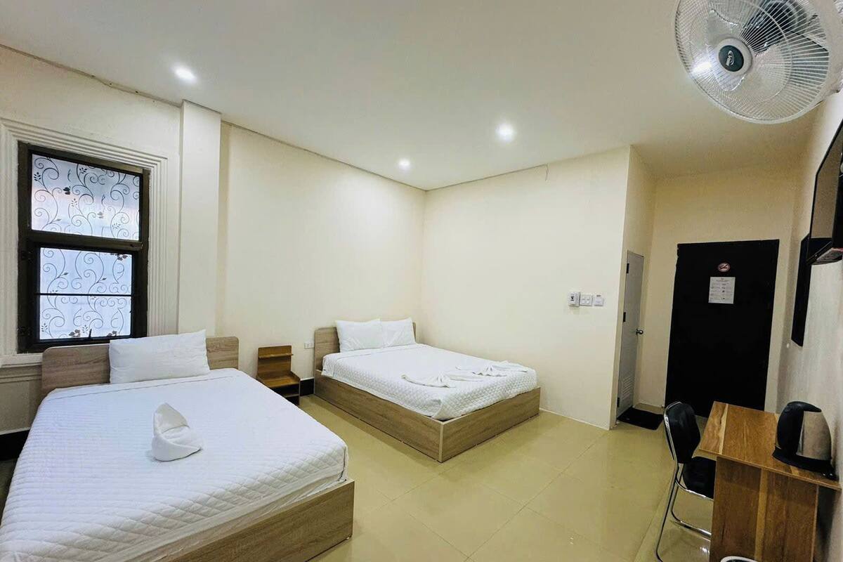 Classic Twin Room
