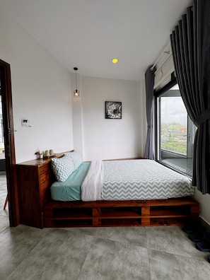 Basic Room, Private Bathroom, Valley View