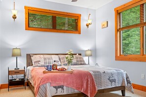 منزل - عدة أسرّة - بمغطس ساخن - منظر للجبل (1st in Sugar) | 3 عدّة غرف نوم وبديكورات فريدة لكل غرفة وطراز فريد لكل وحدة