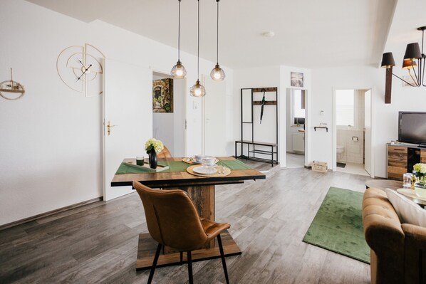 TV - Apartment 'Ferienwohnung Emma' with Mountain View and Wi-Fi (Güntersberge)