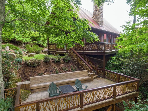 Terrace/patio - River Sound Cabin at Eagles Nest (Elk Park)
