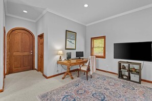 House, Multiple Beds, Patio, Mountain View (Stoneledge Manor) | Interior - Stoneledge Manor (Banner Elk)