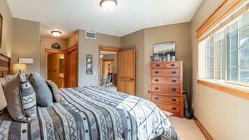 2 chambres, bureau, fer et planche Ă repasser, Wi-Fi gratuit