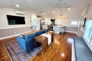 Televisión, oficina