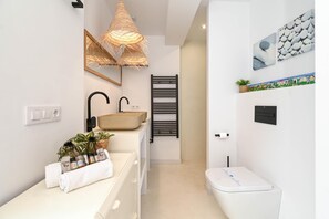 Douche, serviettes fournies