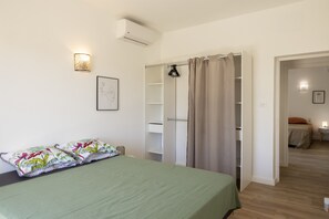 5 chambres, fer et planche Ă repasser, Wi-Fi gratuit, draps fournis
