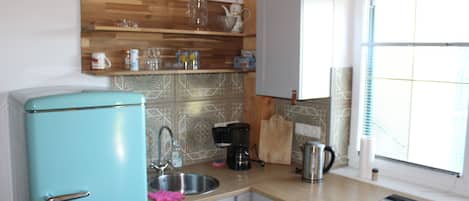 Kühlschrank, Ofen, Herdplatte, Geschirrspüler