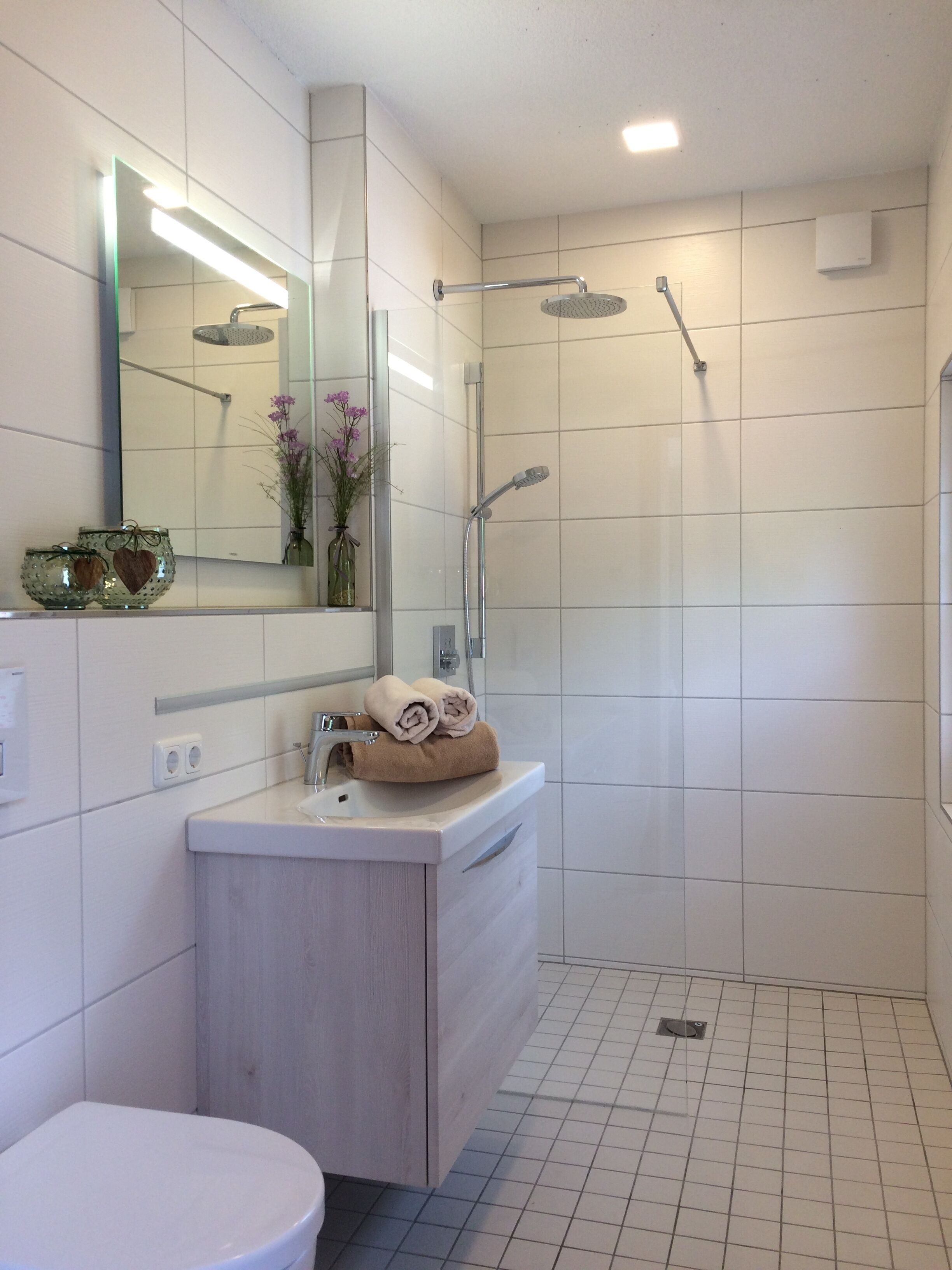 Superior House, 2 Bedrooms | Bilik Mandi | Pancuran mandi, pengering rambut, tuala disediakan, sabun 