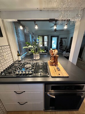 Fridge, microwave, oven, stovetop - Beautiful Normal Heights Living (San Diego)