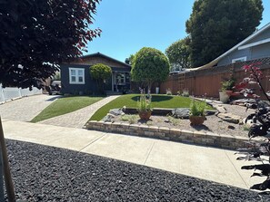 Property grounds - Beautiful Normal Heights Living (San Diego)