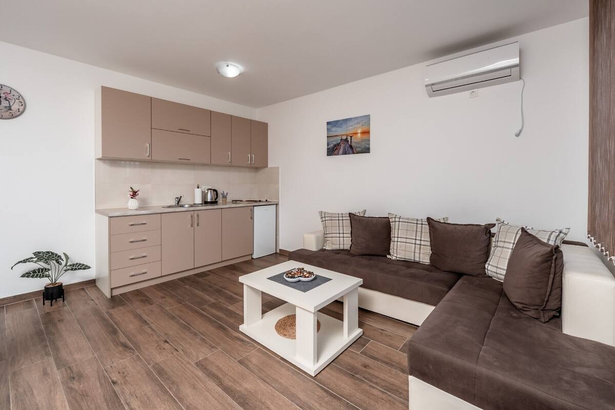 Classic Apartment | Living area