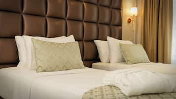 Habitación estándar con 2 camas individuales | Ropa de cama de alta calidad y edredón